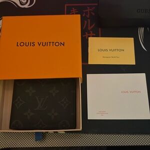 Louis Vuitton Monogram wallet